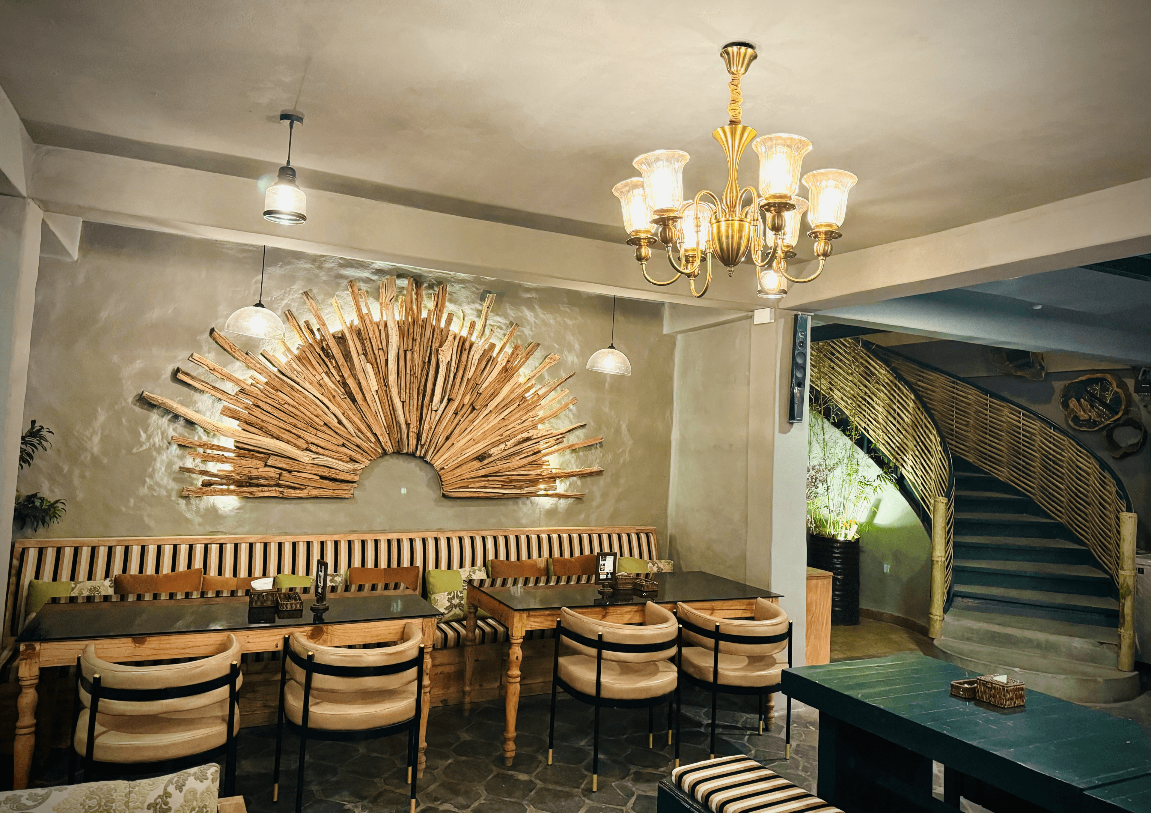 Why Hallanchowk Lakeside Background